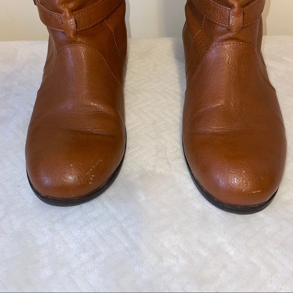 Dolce Vita Knee High Tall Tan Leather Boots 8 - Picture 4 of 10